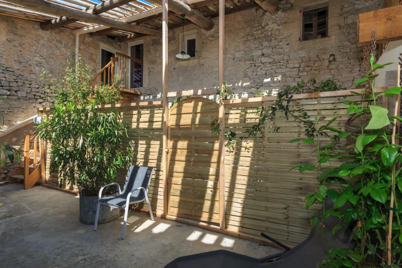 Lou Mas Li Pitchoun "Le Grenier" Daire Gordes Dış mekan fotoğraf